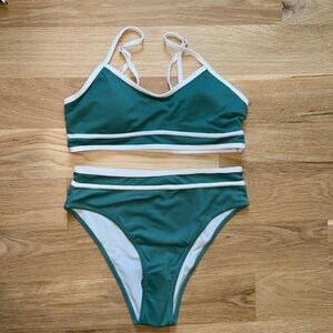 SHEIN NWT Bikini rib contrast ML